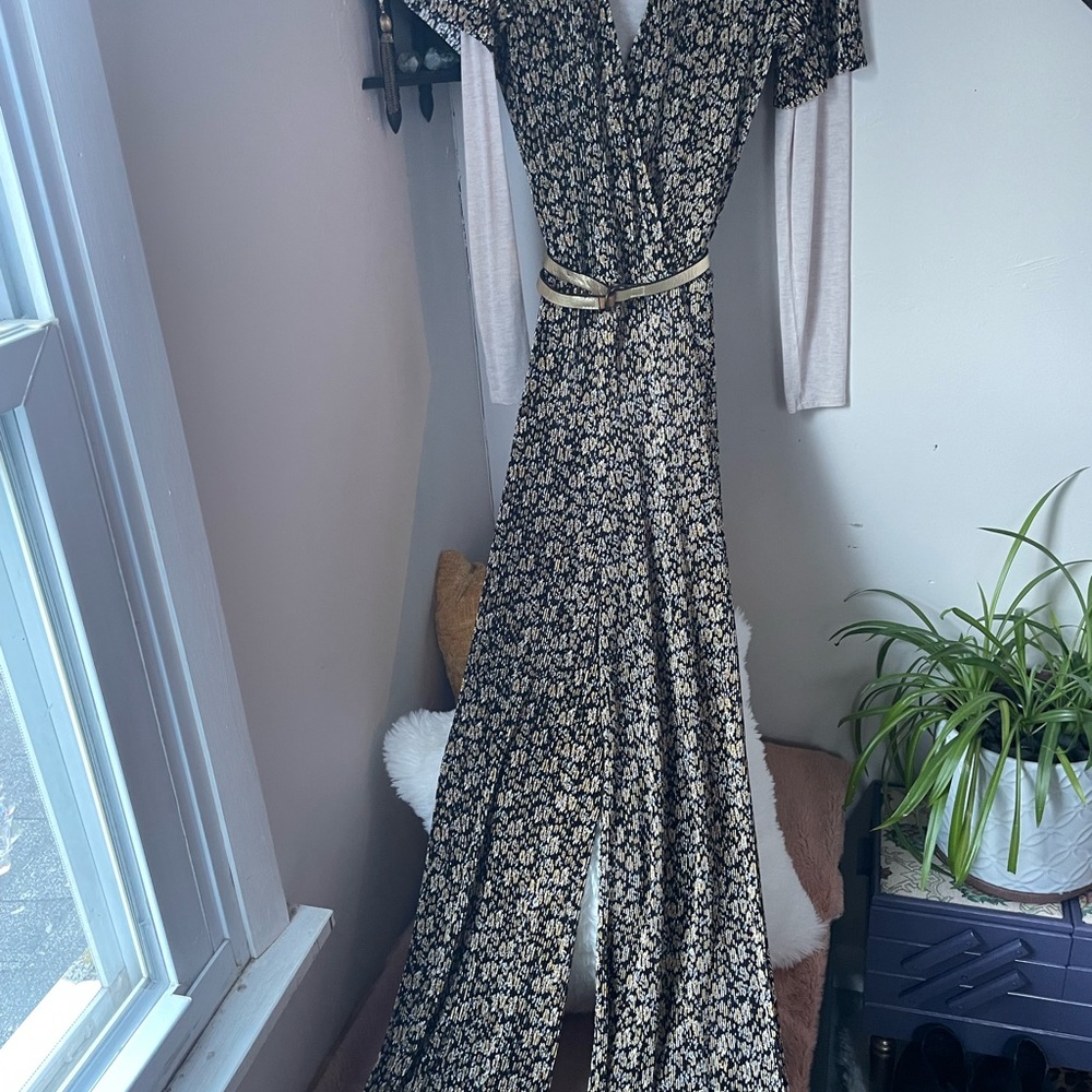 Zara sz Small Floral Jumpsuit